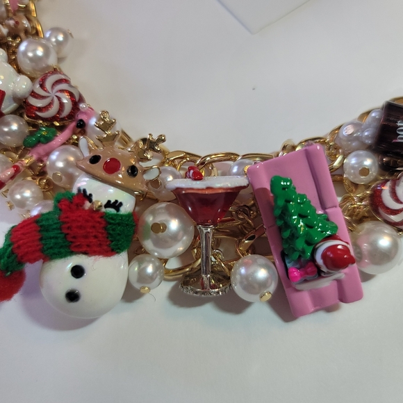 Betsey Johnson Jingle Bell Bling Bauble Charm Christmas Neclace AND Earrings - Picture 5 of 16